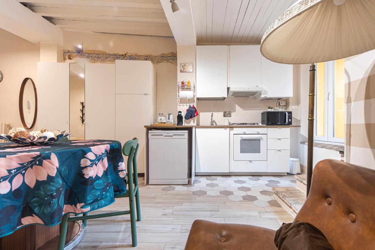 Reggio Center Lovely Apartments Реджо-нель-Емілія Екстер'єр фото