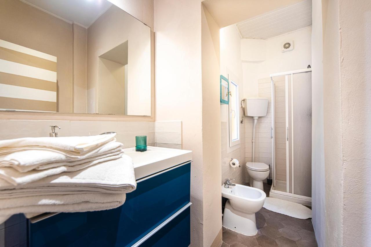 Reggio Center Lovely Apartments Реджо-нель-Емілія Екстер'єр фото