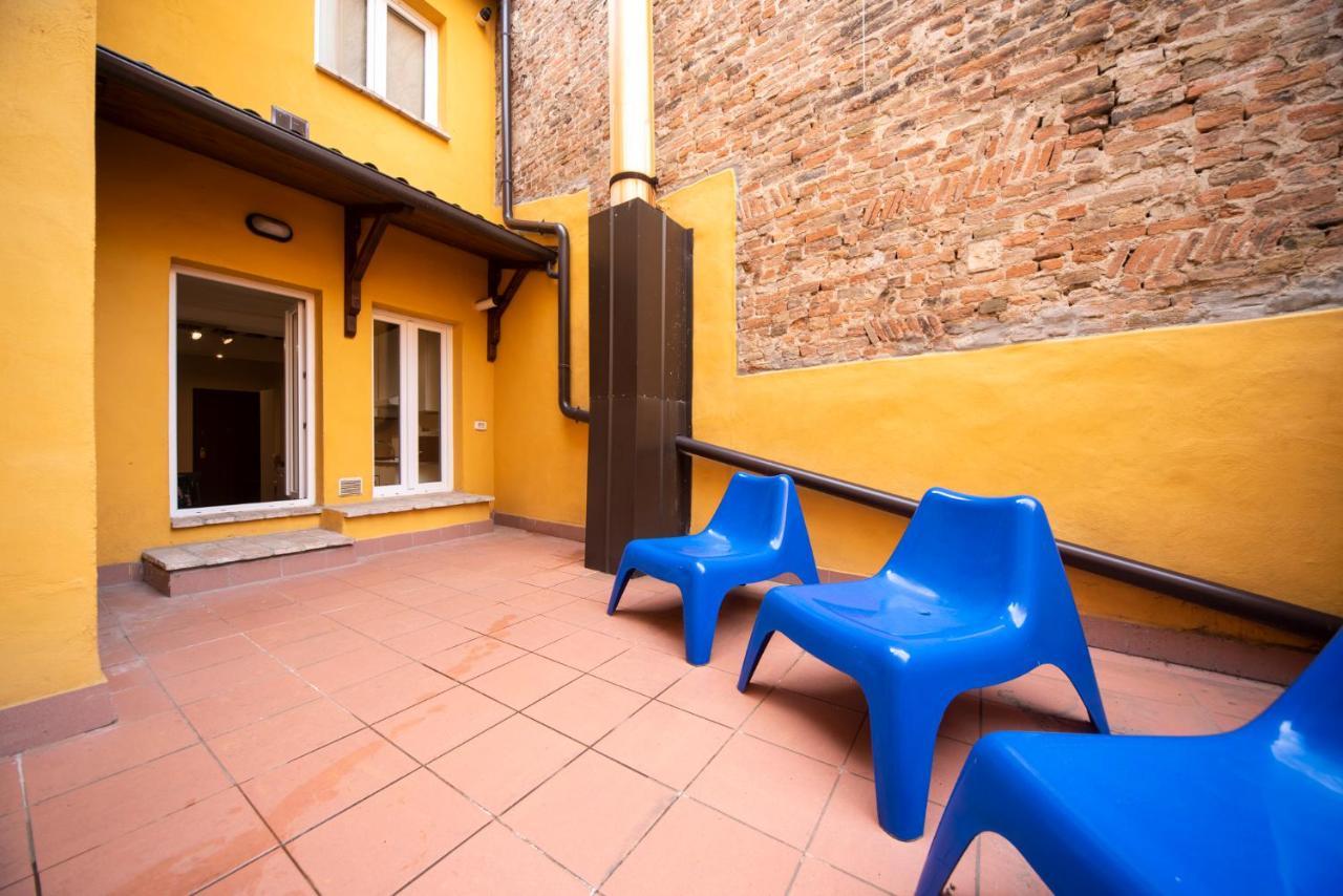 Reggio Center Lovely Apartments Реджо-нель-Емілія Екстер'єр фото