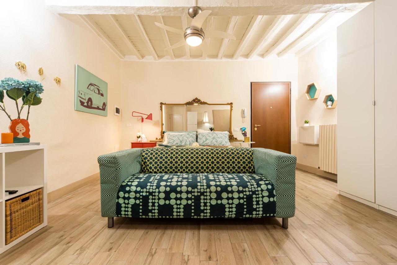 Reggio Center Lovely Apartments Реджо-нель-Емілія Екстер'єр фото