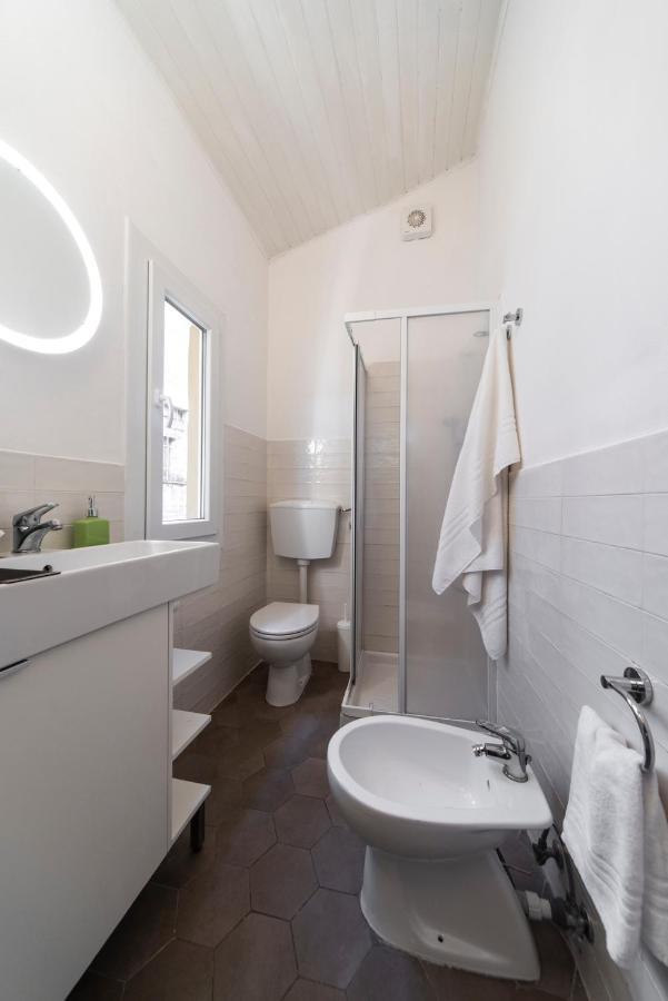Reggio Center Lovely Apartments Реджо-нель-Емілія Екстер'єр фото