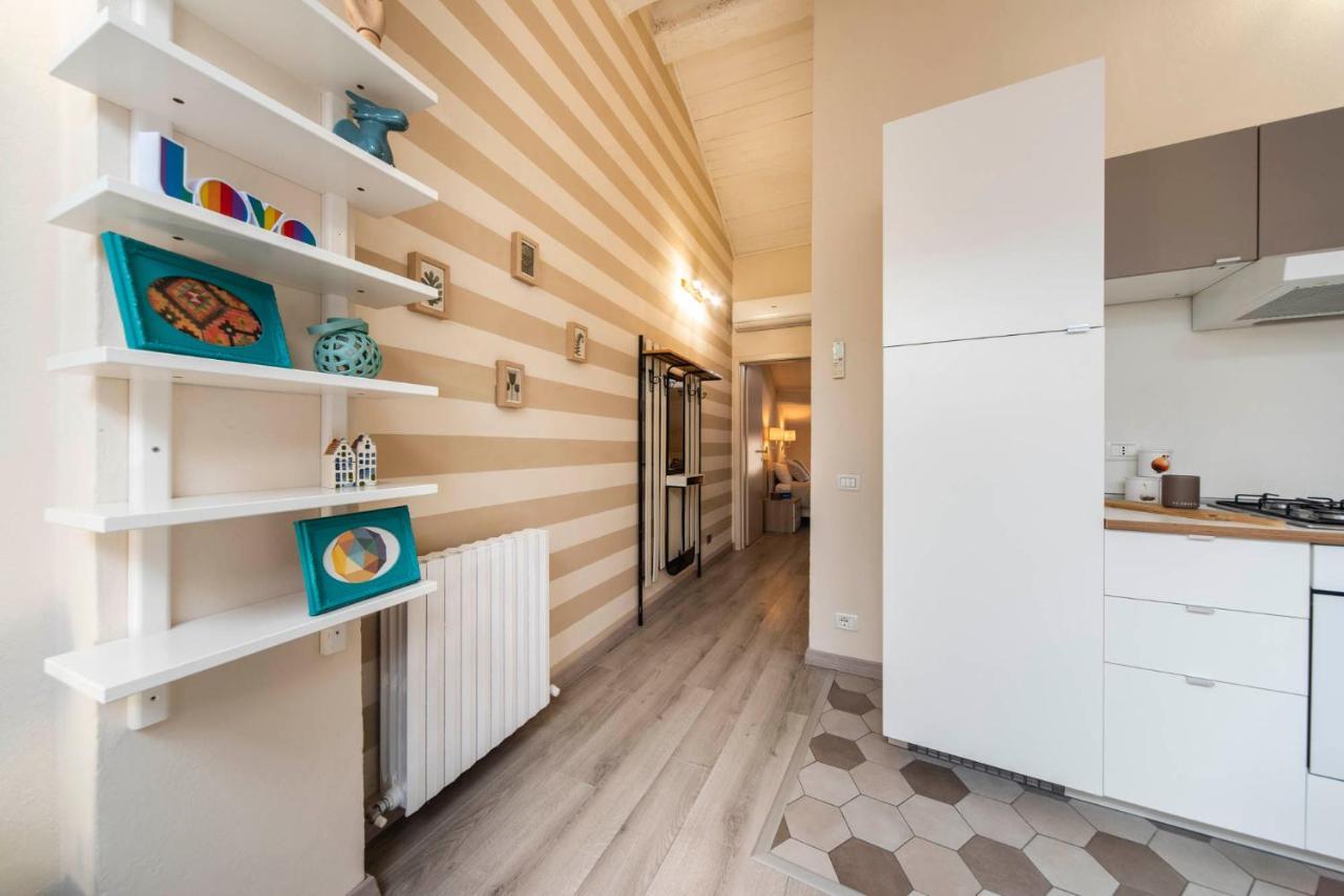 Reggio Center Lovely Apartments Реджо-нель-Емілія Екстер'єр фото