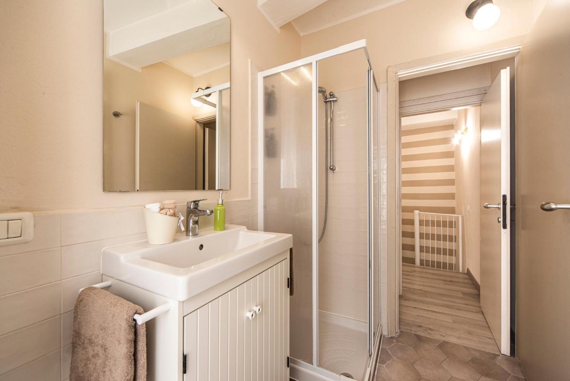 Reggio Center Lovely Apartments Реджо-нель-Емілія Екстер'єр фото