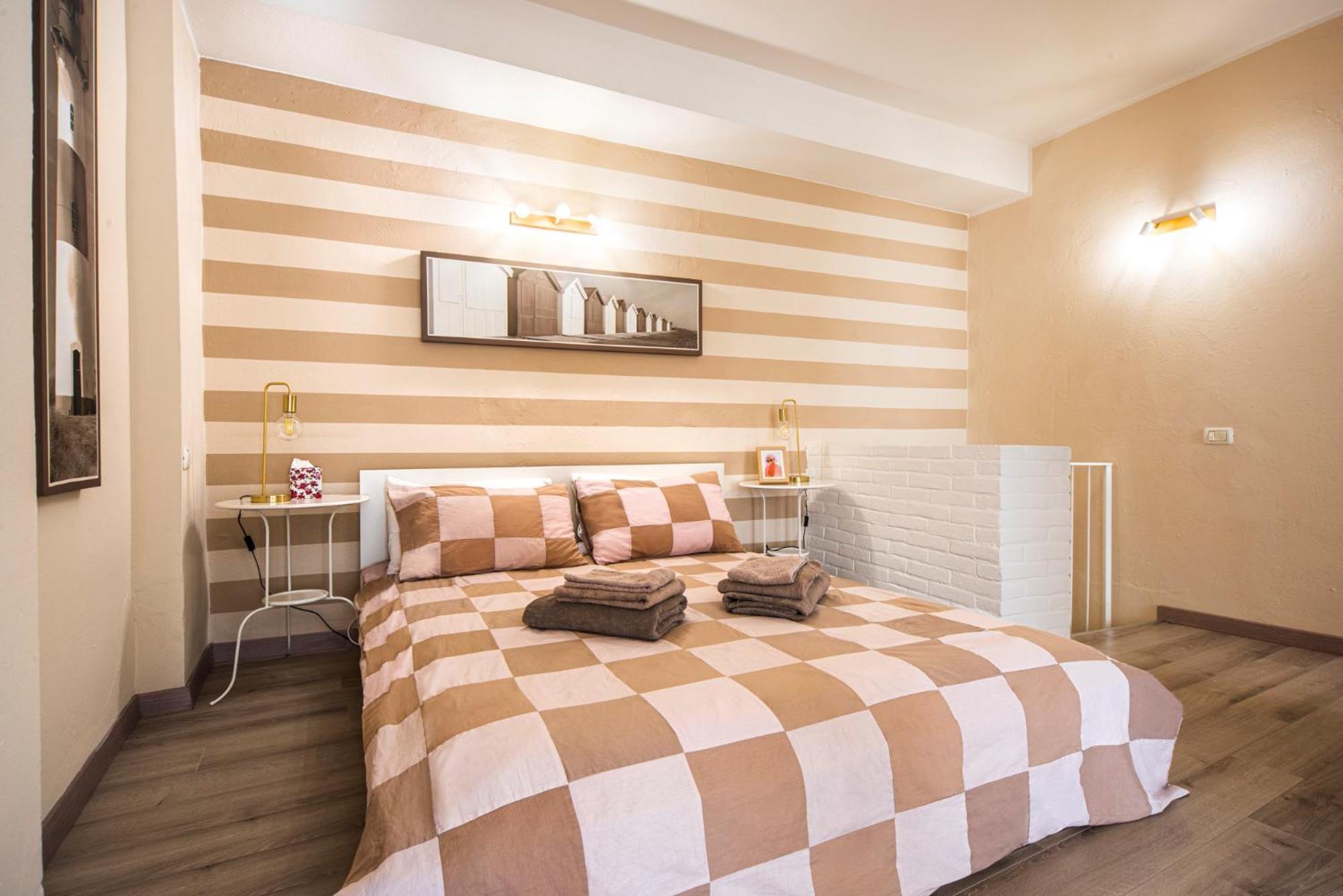 Reggio Center Lovely Apartments Реджо-нель-Емілія Екстер'єр фото